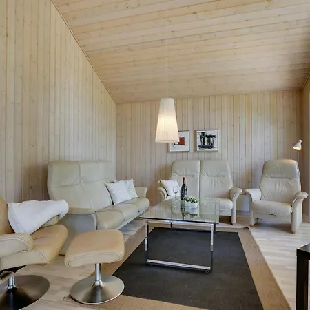 Casa de Férias Ebbi - 36km From The Sea By Interhome